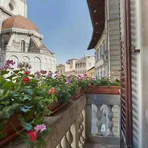 Di Piazza Del Duomo Florencja